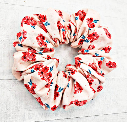 Floral Pattern Scrunchie/Hair Tie Holder/Ponytail Holder/Scrunchy/Birthday Gift/Cotten Fabric